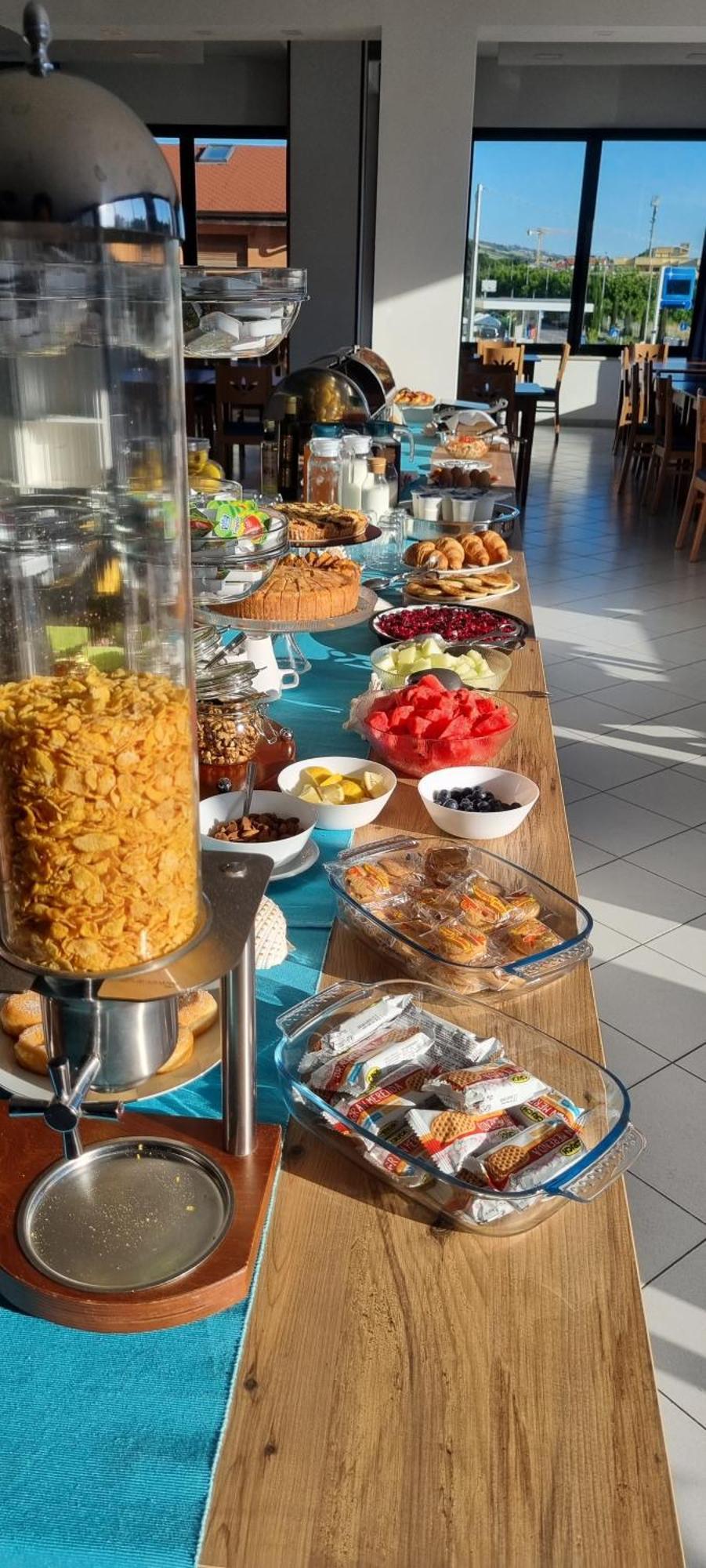 Mare Blu -- Boutique Hotel Pineto